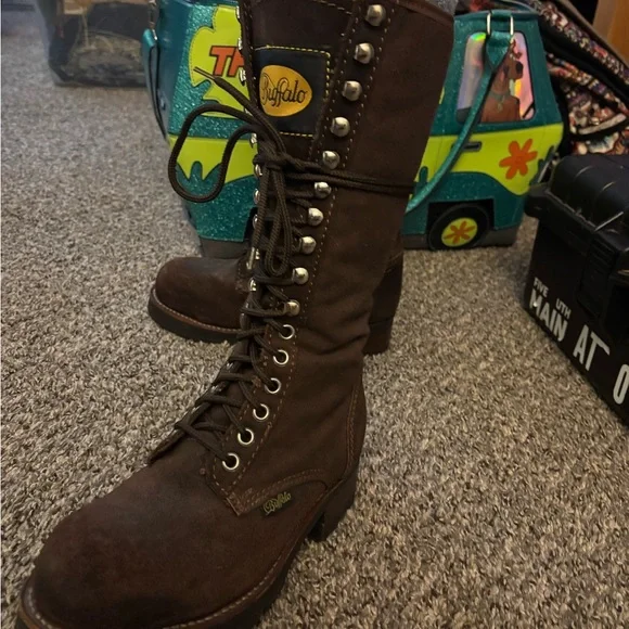 Buffalo Vintage Dark Brown Lace-Up Boots - Picture 8 of 8